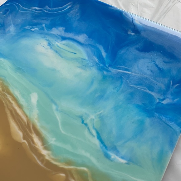 Handmade Beach Resin Art - Picture 2 of 4